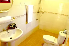 Green Land Guest House - Image 2