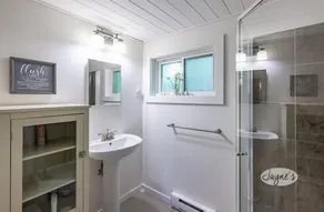 New Boathouse! Traditional Beauty 4Bed, 3Bath Cottage & Bunkie on Lake Rosseau! - Image 2