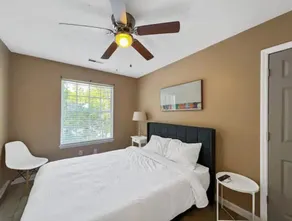 Paramour: huge yard home with ground floor bedroom 25 min to Charleston - Image 5