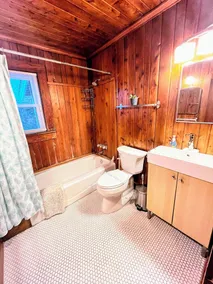 Cozy Cute Historic - Seaspray Cottage #3 - Image 2