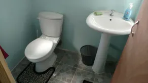Edwin's secret Hidaway apartment - Image 2