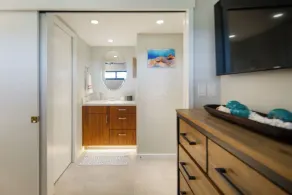 COMPLETEMENT REMODÉ Sugar Beach Oceanfront Penthouse Sunset & Ocean View - Image 3