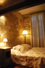 Uzes : lovely 18th century apartment overlooking on the castle - Image 2