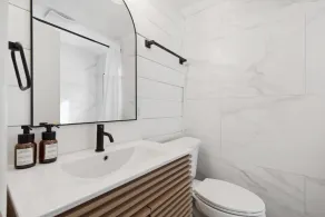 Kozy Cabin - Image 2