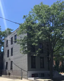 Großes Studio in der Nähe von RPI und Sage Colleges neu renoviert. Gehen Sie in die Innenstadt Troy - Image 2