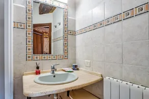 Farmhouse 'Casale Storico Xvii Sec - Tulipano' with Mountain View and Shared Pool - Image 3