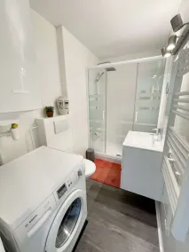 Magnifique T2 archi cosy Vue mer 180 Piscine - Image 2