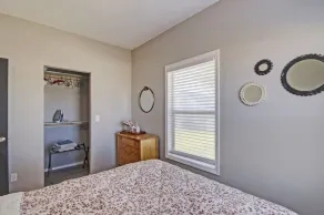 Convenient location Modern Farmhouse  - Image 5