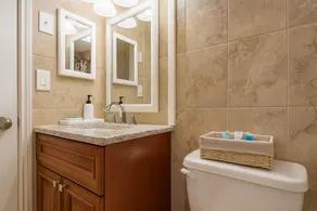 Remodeled 2BR Near Gulf Beaches Fast Wi-Fi - Image 5