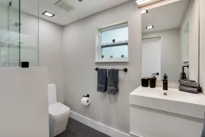 Miami Luxe +⭐️ near Beach/Wynwood/Airport/Design District/3 free gated parking - Image 2
