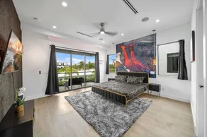 Elements Las Olas w Pool and Spa Near Beach - Image 4