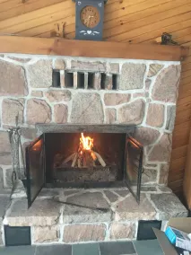 Accogliente 3 camere da letto / 2 bagno Cottage situato sull'ambita Lake of Bays - Image 2