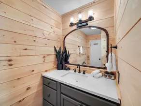 Mountain View! Hot Tub! King Beds! Club Access! Pet friendly - Image 5