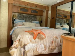 Poblado Cozy Camper - Image 5