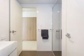 Stirling Apartment 1- Modern Central Apartment - Image 3