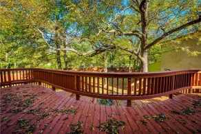 Room Rental Near Downtown Sulphur Springs - Historic Mitchell House - Image 4