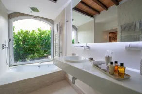 My Exclusive Italy - Chianti's Villa with vineyard, infinity pool & view - Image 4