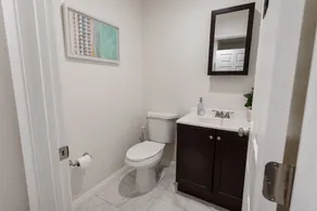 ☞Newly Built☞Near the BLVD☞ - Image 4