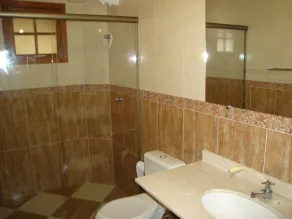 Cozy house in Arraial, in a paradise 3 minutes from the beach, with 60\" TV and SKY. - Image 5