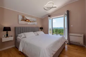 Villa Luna luxury apartment - Image 3