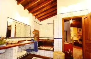 Welcome to Casa Simbi, a sun filled cottage sure to delight.  - Image 2