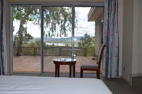 633WT - Riverview House - Image 4