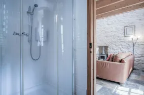 The Apple Store - 1 Bedroom Cottage - St Ishmaels - Image 2