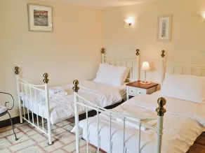 2 chambres à coucher à Egloskerry, near Launceston - Image 4