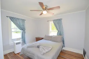 Broadway Cottage - Convenient Location! - Image 5