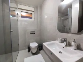 Kala Rooms & Suites - Image 2