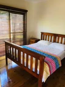 Avoca, Lakeside & Beachside - Image 2