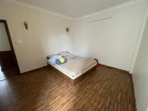 Neues und charmantes 3 Schlafzimmer/4 Badezimmer Haus zu vermieten - Image 5