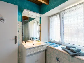 Skøn privat feriebolig for 4 personer med WIFI, TV og terrasse - Image 3