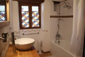 Hus kampanj om ekologisk karaktär fastighet med trädgård - Image 3