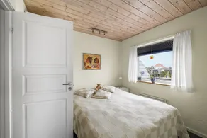 Holiday apartment with sea view on the cliffs - Image 5