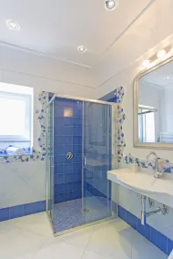 Luxusvilla mit Panoramapool in Ischia, nahe der Amalfiküste - Image 4