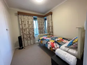 Central Sunbury home with top-hill views, high speed NBN and Netflix ready - Image 5