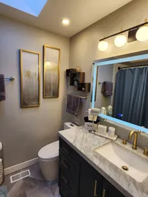 Spacious Townhome! 3 bedrooms & 2 complete bath and 2 outdoor Patios, Near Train - Image 4