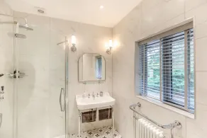 Frith Cottage  - stunning location, heated indoor pool, sleeps 8/9 - Image 3