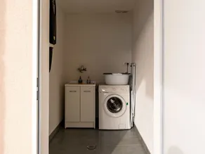 Bel appartement pour 4 personnes avec climatisation, WIFI, TV et balcon - Image 3