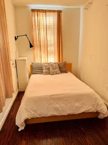 Elegant Spacious 3 Bedrooms in Upper Manhattan - Image 3