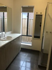 Comfortable home in Donnybrook, close to the train station  - Image 3