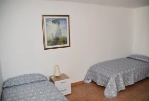 Quiet apartment with stunning Atlantic views - Image 4