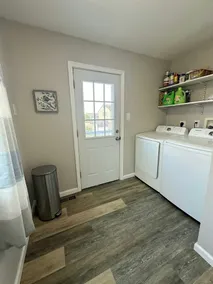 2 Bdrm, 2 Bath, 2 Blocks from the Beach! - Image 2