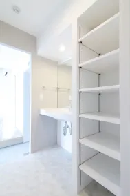 BHotel - Image 2
