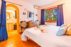 Villa Moreno with Large Private Pool - Image 5
