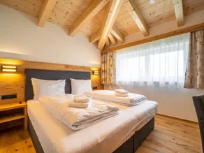 Modern home & balcony near St. Anton am Arlberg - Image 5