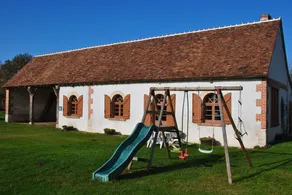 Loire Valley Castles - Image 2
