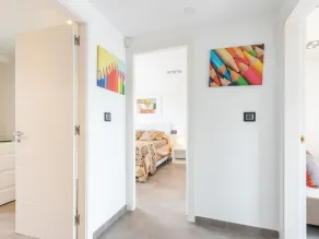 Moderne Villa mit Pool, Wi-Fi, Klimaanlage, BBQ und Parkplatz in Sant Pere Pescador - Image 4