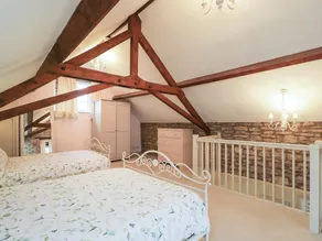 Granary Cottage - Image 5